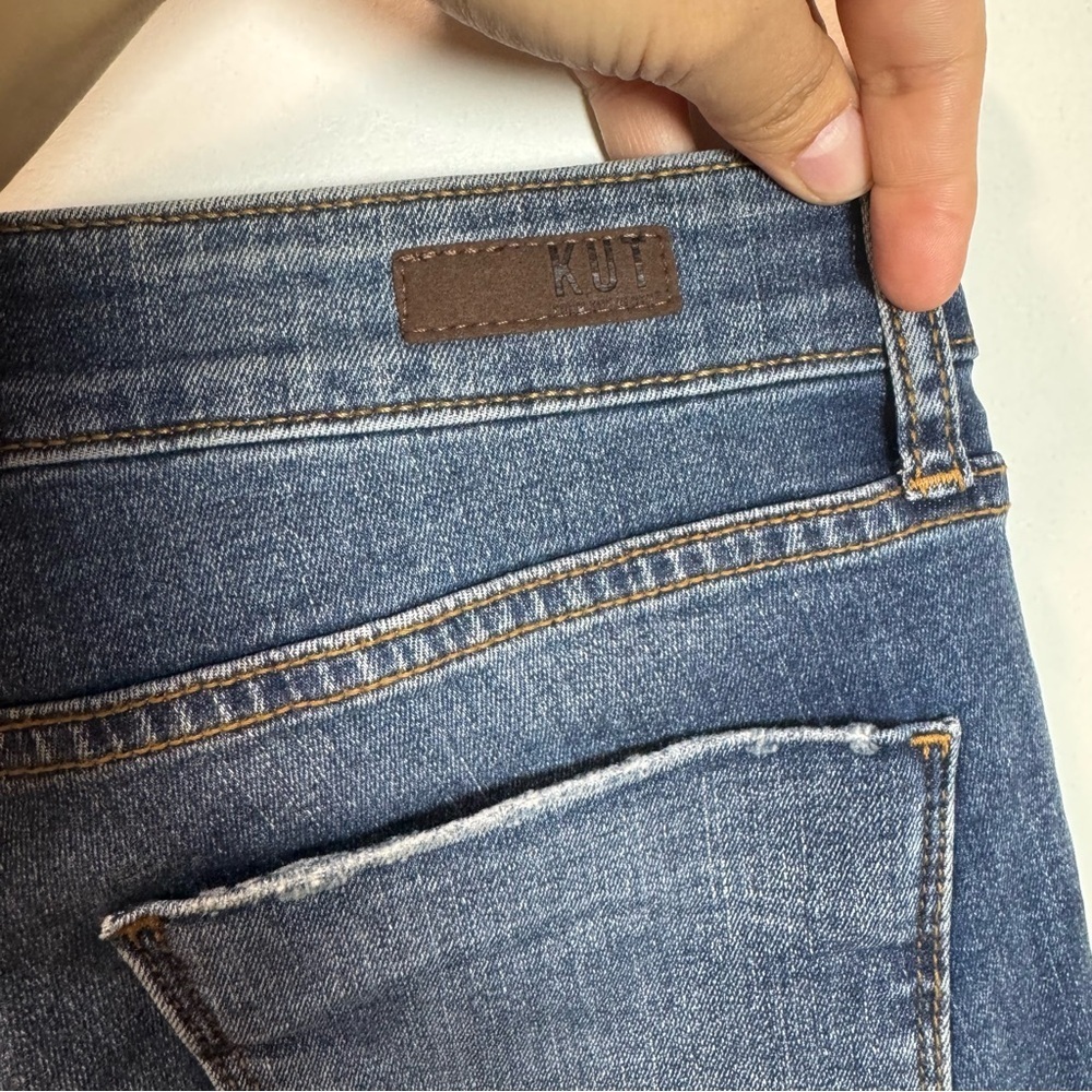 kUT From The Kloth High Rise Crop Straight Leg Blue Jeans Sz 6 - Picture 3 of 16